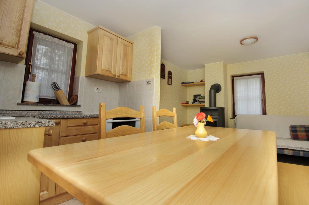Ekoloska Turisticna Kmetija Pri Lovrcu Tolmin Room photo